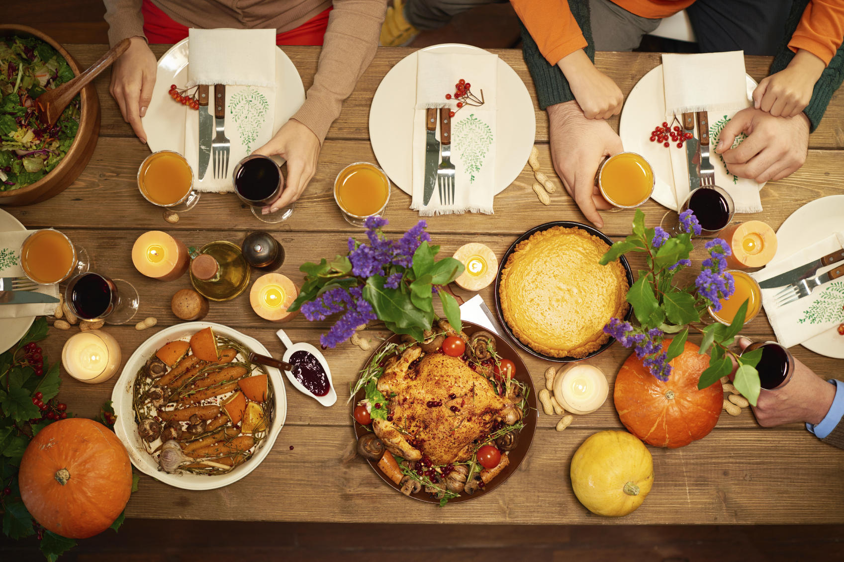 thanksgiving-table Blog_Salt and Stone